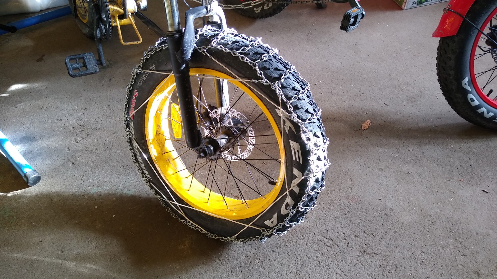 20x4 store studded tires