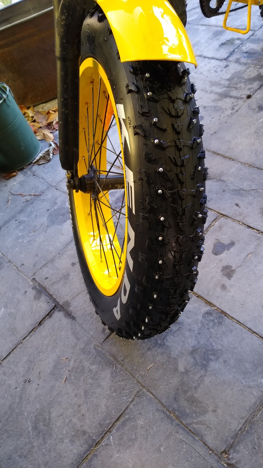 20x4 studded tires